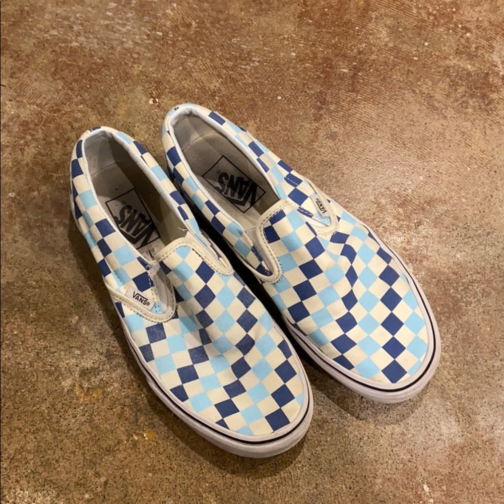 blue checkered vans!